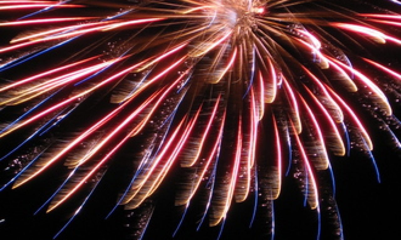 fireworks-over-luna-pier-1443901